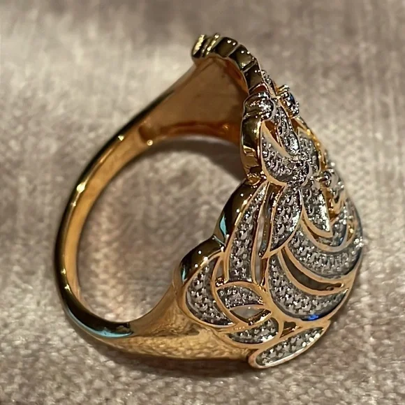 Gold Flower & Butterfly Ring New! Size  9 Diamond Chip - Picture 3 of 9